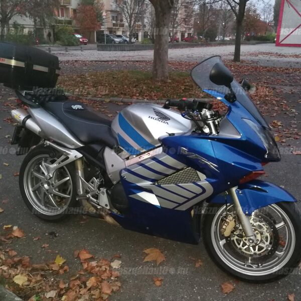 VFR 800